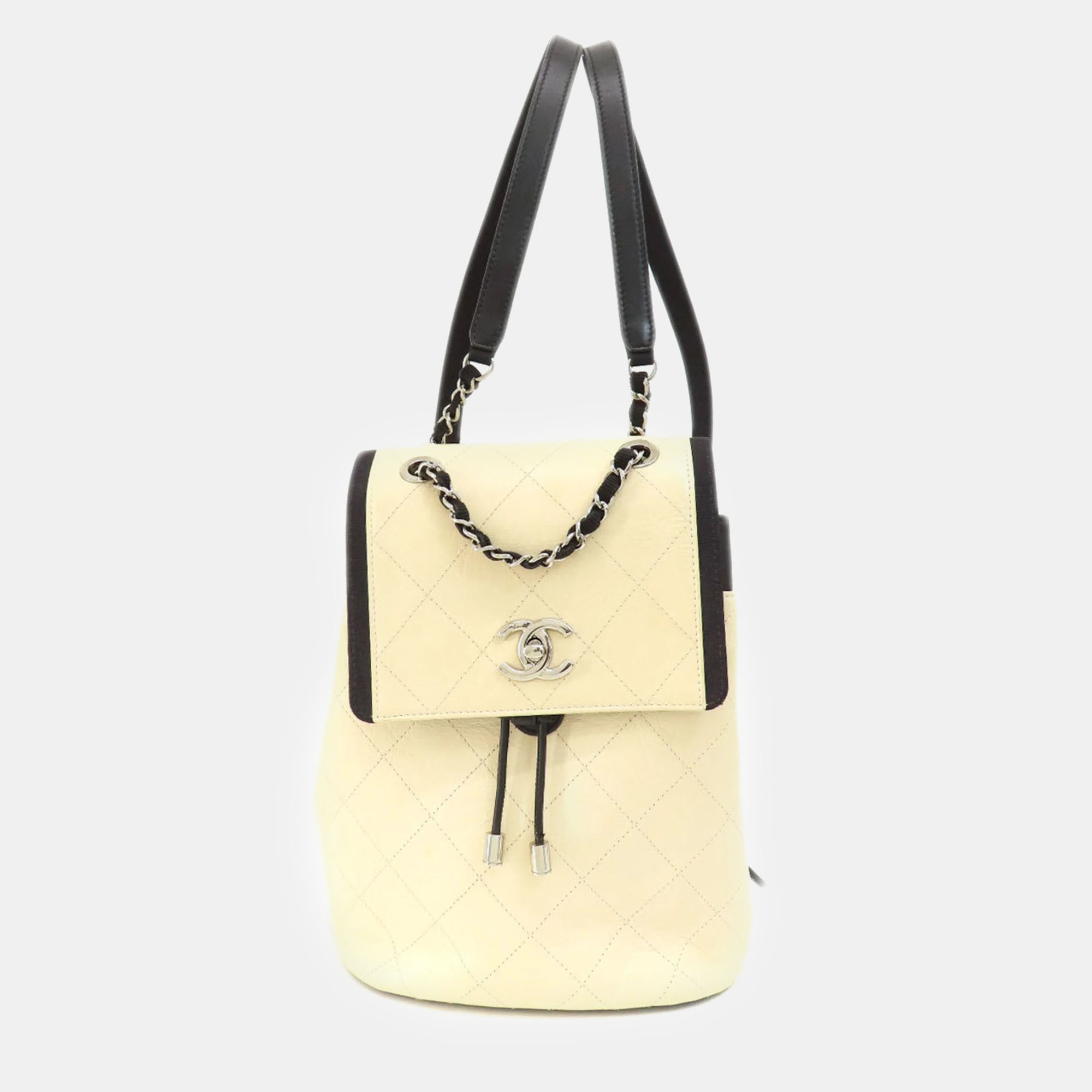 chanel ivory/black crumpled grained calfskin quilted backpack