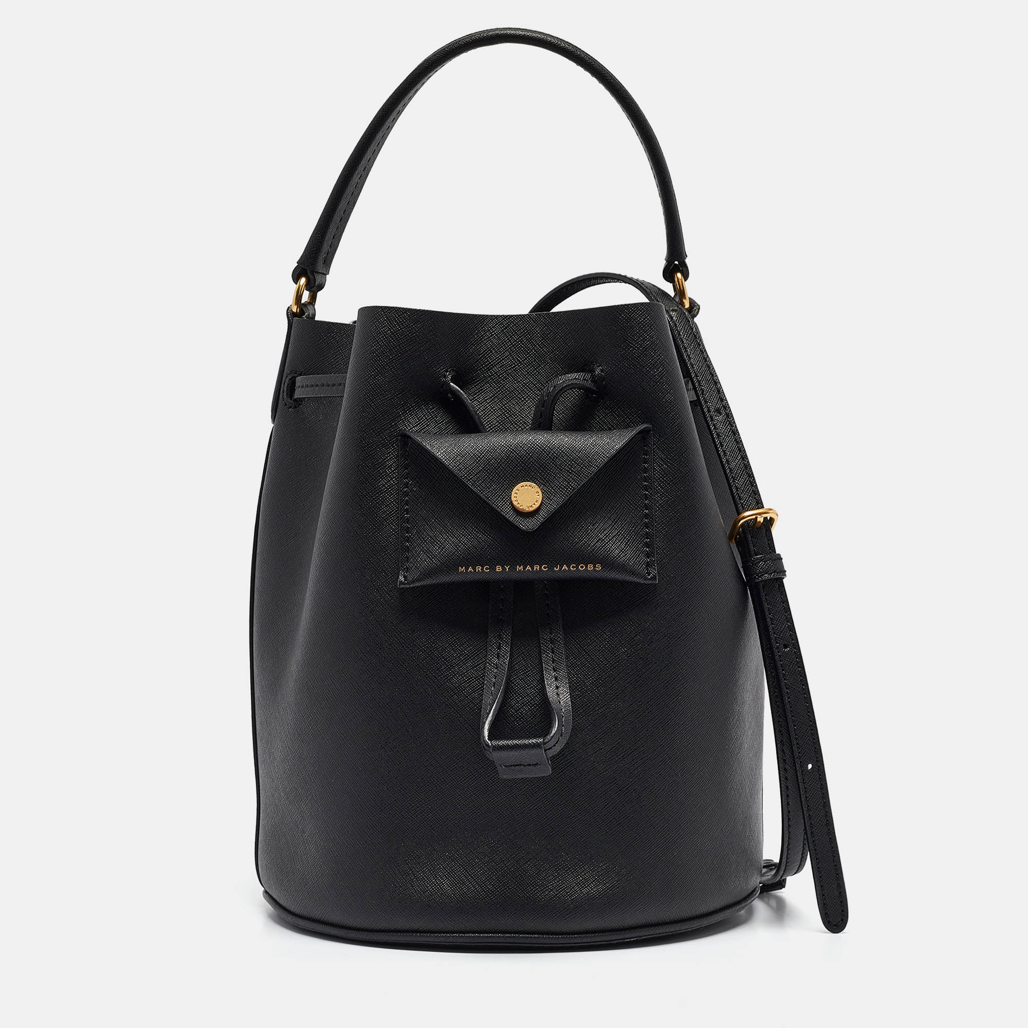 marc by marc jacobs black saffiano leather bucket bag