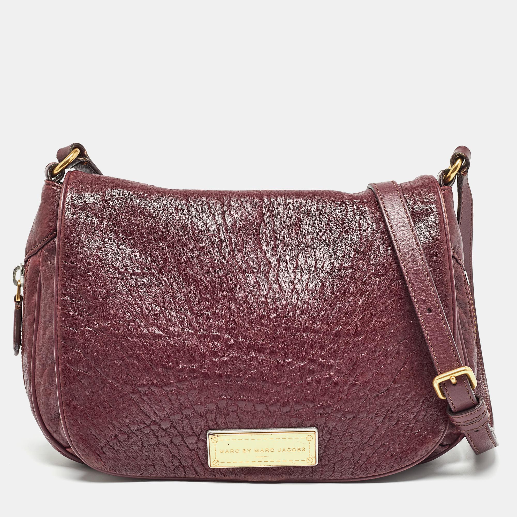 marc by marc jacobs burgundy leather washed up the nash crossbody bag