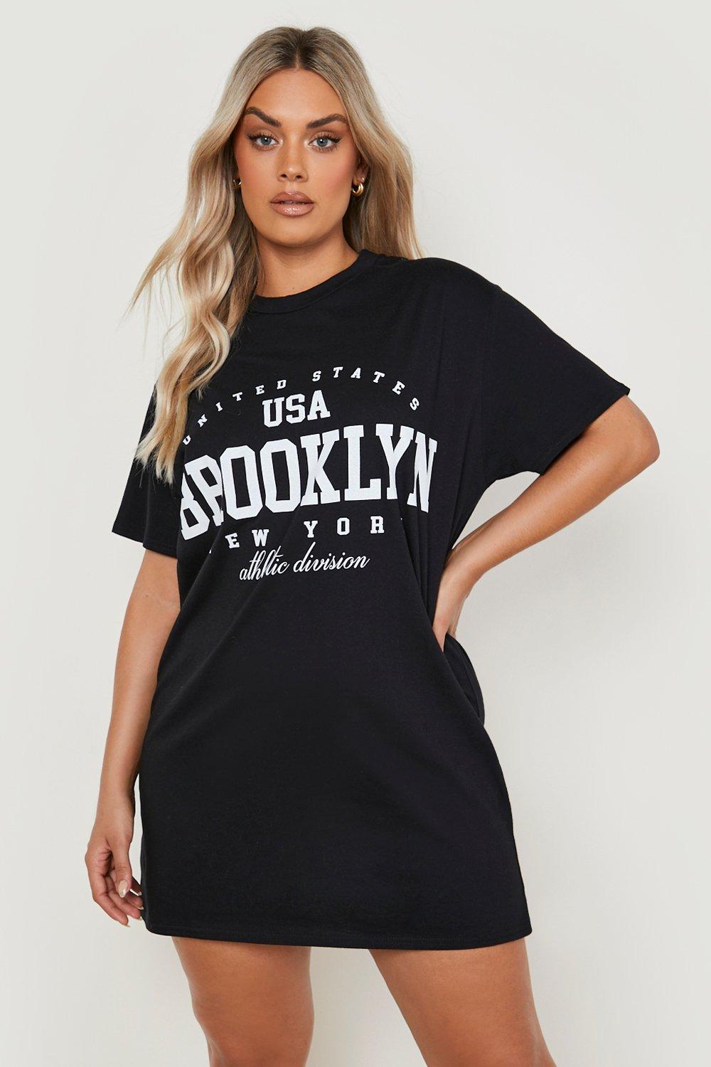 Plus Oversize T-Shirt Kleid Mit Brooklyn Slogan - Black - 42, Black