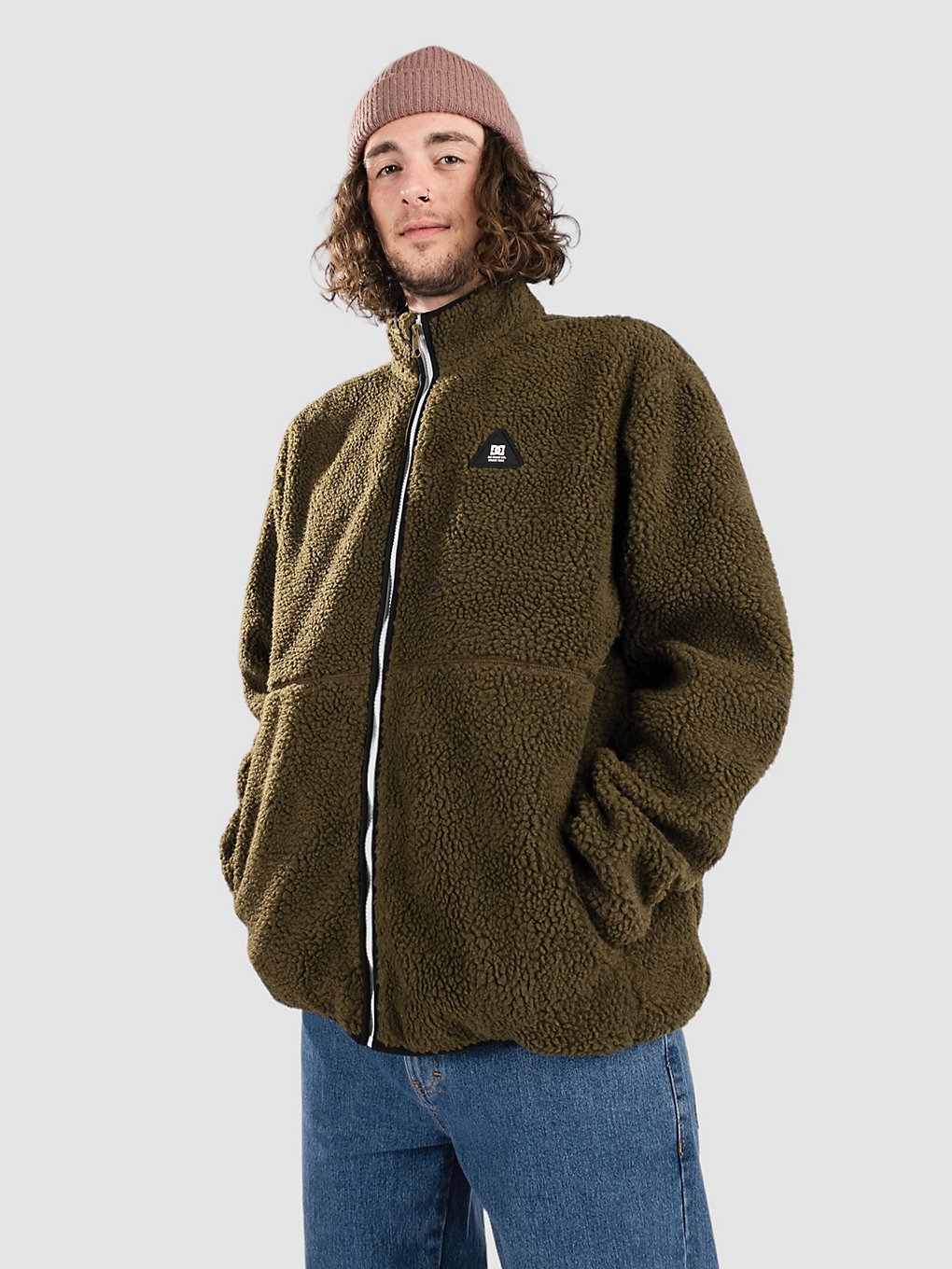 dc amradical sweater capers