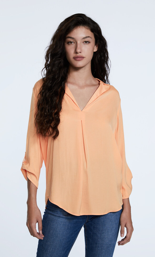 stradivarius sateen shirt with lapel collar peach orange m
