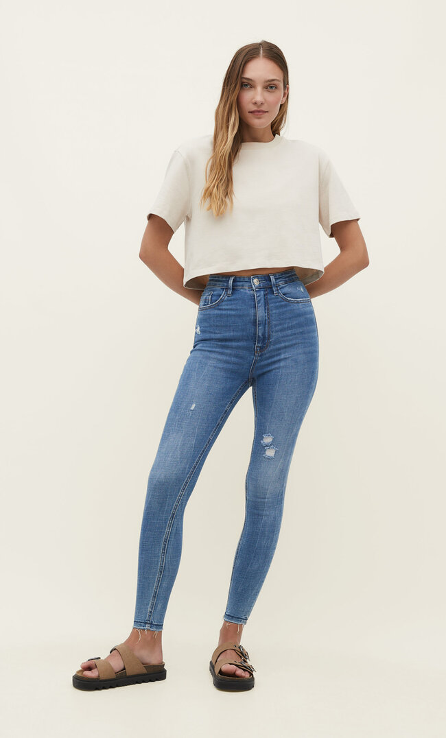 stradivarius super high-waist jeans bleach denim 8