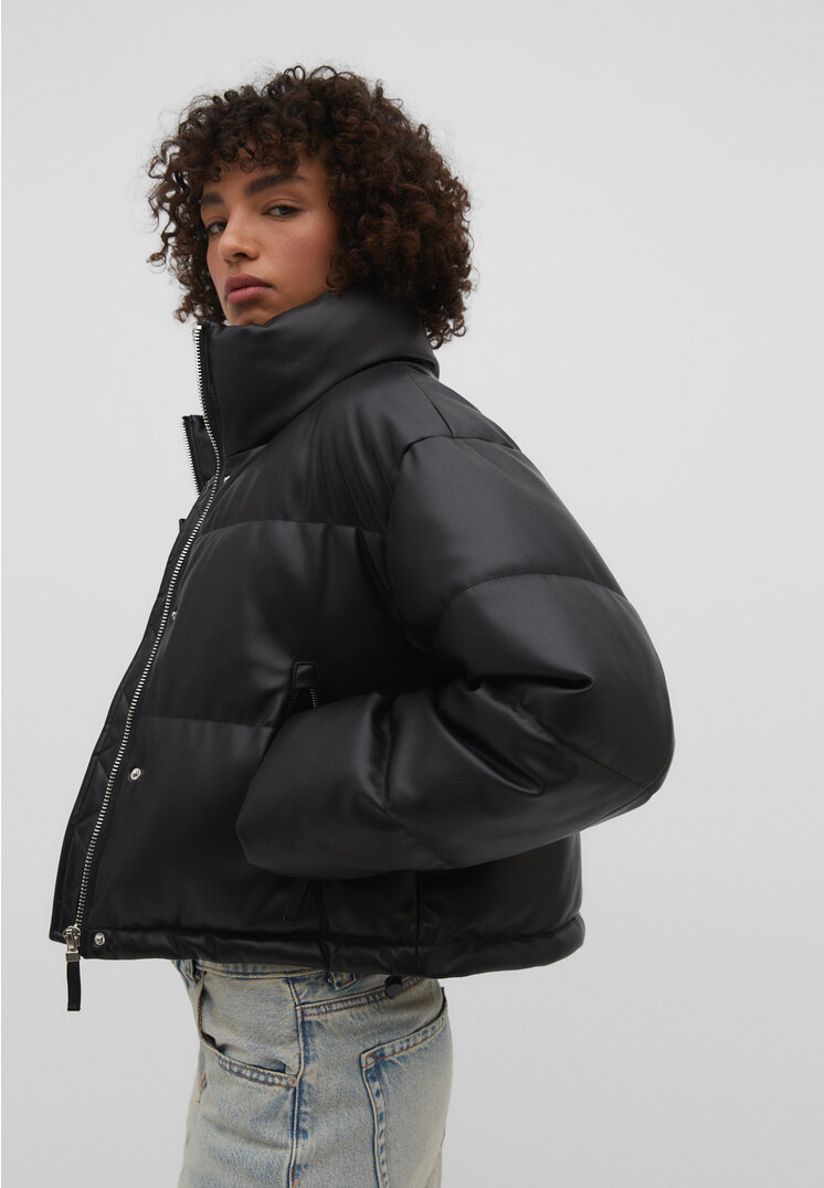 stradivarius leather effect puffer jacket  black l