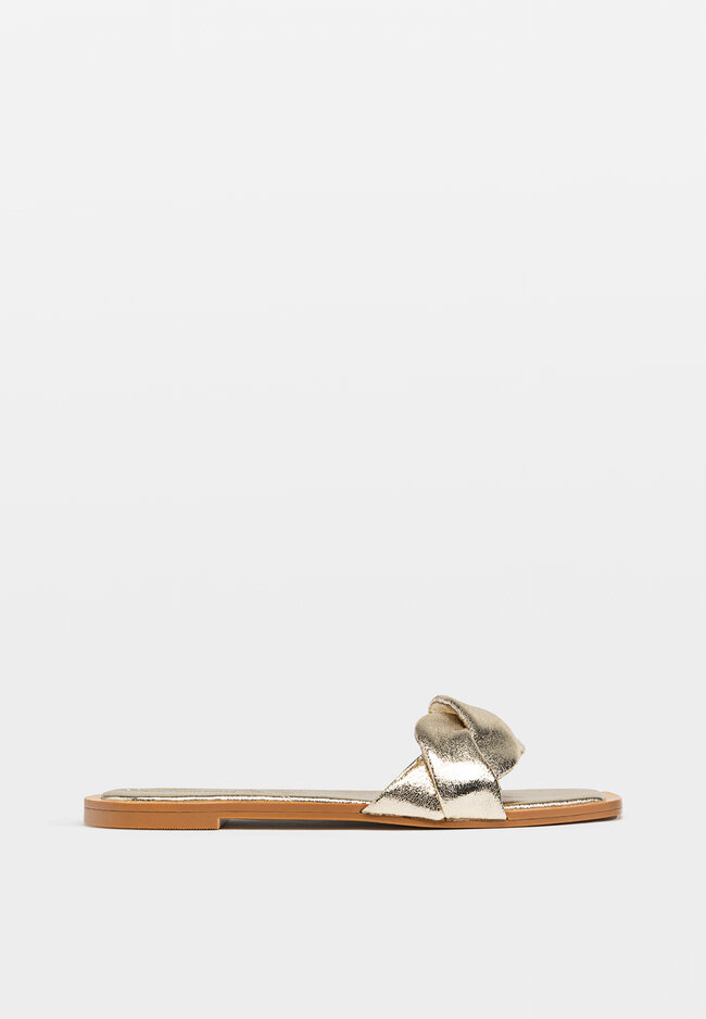stradivarius flache, geflochtene sandalen  gold 35